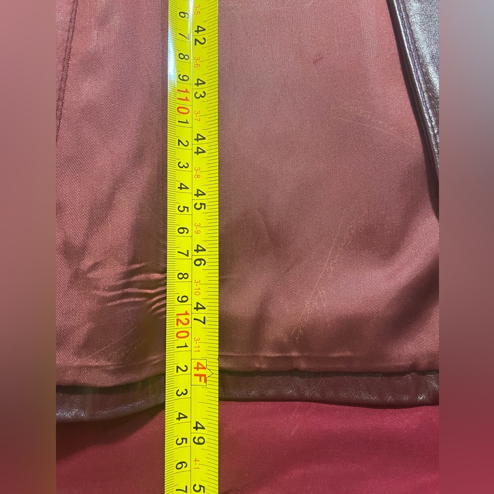 Women’s Etienne Aigner vintage genuine leather, full length jacket. - Picture 2 of 11